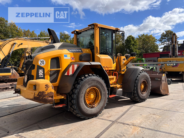 Volvo L90 - Încărcător frontal pe pneuri: Foto 3 Volvo L90 - Încărcător frontal pe pneuri: Foto 3