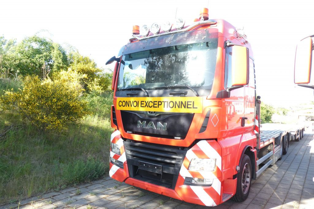 MAN TG-X 24.500 6x2-4 LL-U Pritsche Maschinentranspo - Camion platformă: Foto 4 MAN TG-X 24.500 6x2-4 LL-U Pritsche Maschinentranspo - Camion platformă: Foto 4