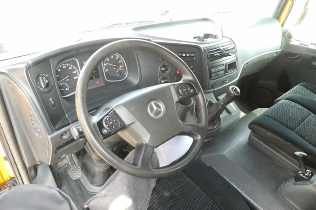 MERCEDES-BENZ Atego 1224 K 2-Achs Kipper Kran 2x Hdr Ausschub Greiferst. - Camion basculantă, Camion cu macara: Foto 4 MERCEDES-BENZ Atego 1224 K 2-Achs Kipper Kran 2x Hdr Ausschub Greiferst. - Camion basculantă, Camion cu macara: Foto 4