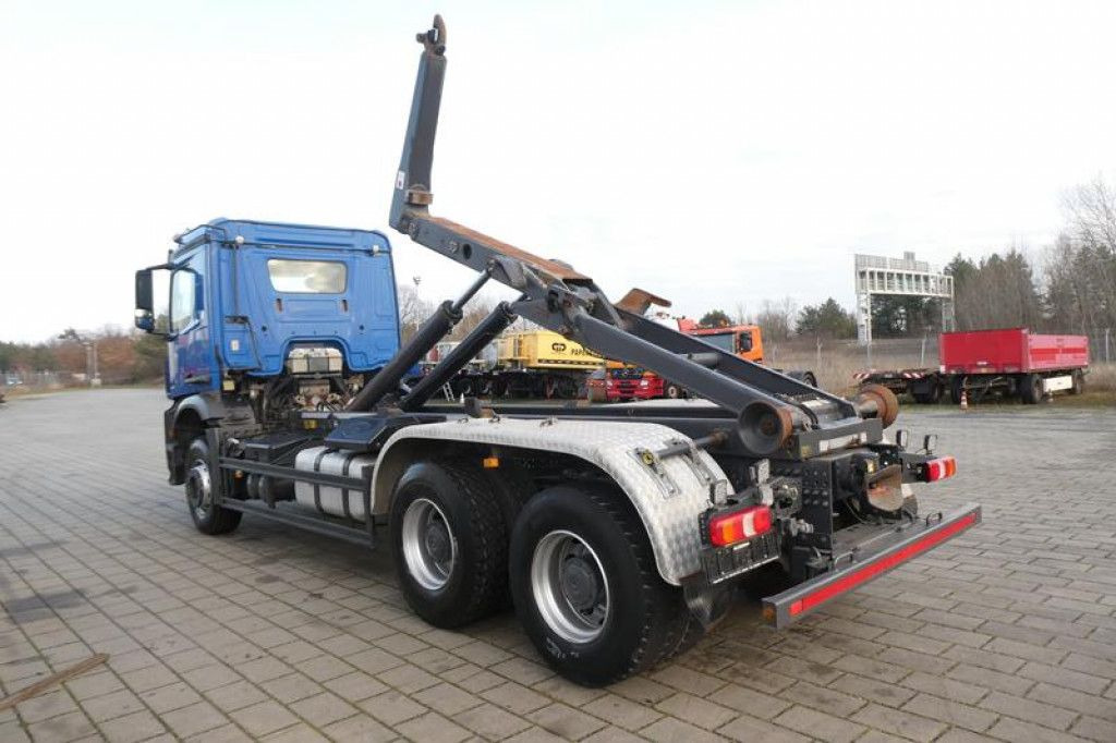 Mercedes-Benz Arocs 2645 K 6x4 Abrollkipper Meiller deutsch to - Camion cu cârlig: Foto 4 Mercedes-Benz Arocs 2645 K 6x4 Abrollkipper Meiller deutsch to - Camion cu cârlig: Foto 4