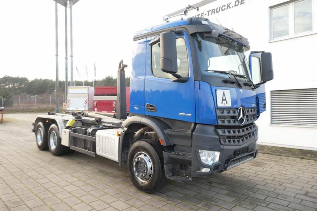 Mercedes-Benz Arocs 2645 K 6x4 Abrollkipper Meiller deutsch to - Camion cu cârlig: Foto 2 Mercedes-Benz Arocs 2645 K 6x4 Abrollkipper Meiller deutsch to - Camion cu cârlig: Foto 2