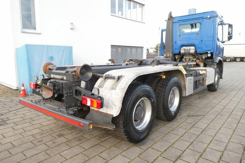 Mercedes-Benz Arocs 2645 K 6x4 Abrollkipper Meiller deutsch to - Camion cu cârlig: Foto 3 Mercedes-Benz Arocs 2645 K 6x4 Abrollkipper Meiller deutsch to - Camion cu cârlig: Foto 3
