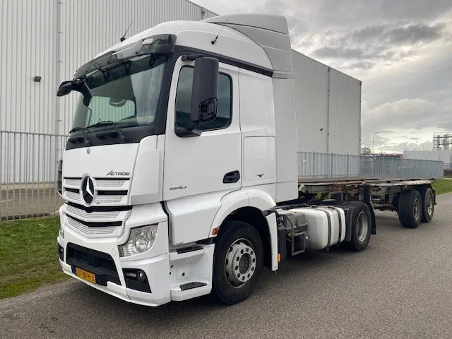 Mercedes-Benz Actros 1840 stream space cabine met spoilers zonneklep, apk gekeurd - Cap tractor: Foto 1 Mercedes-Benz Actros 1840 stream space cabine met spoilers zonneklep, apk gekeurd - Cap tractor: Foto 1