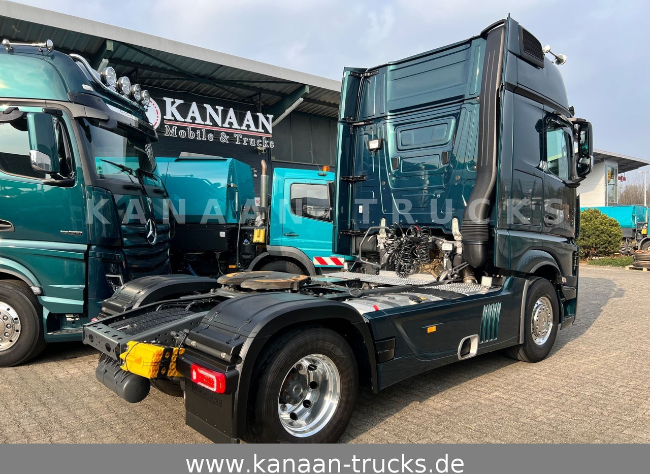 Mercedes-Benz 1858 LS Actros 5 GigaSpace leder Xenon 1860 1863 - Cap tractor: Foto 4 Mercedes-Benz 1858 LS Actros 5 GigaSpace leder Xenon 1860 1863 - Cap tractor: Foto 4