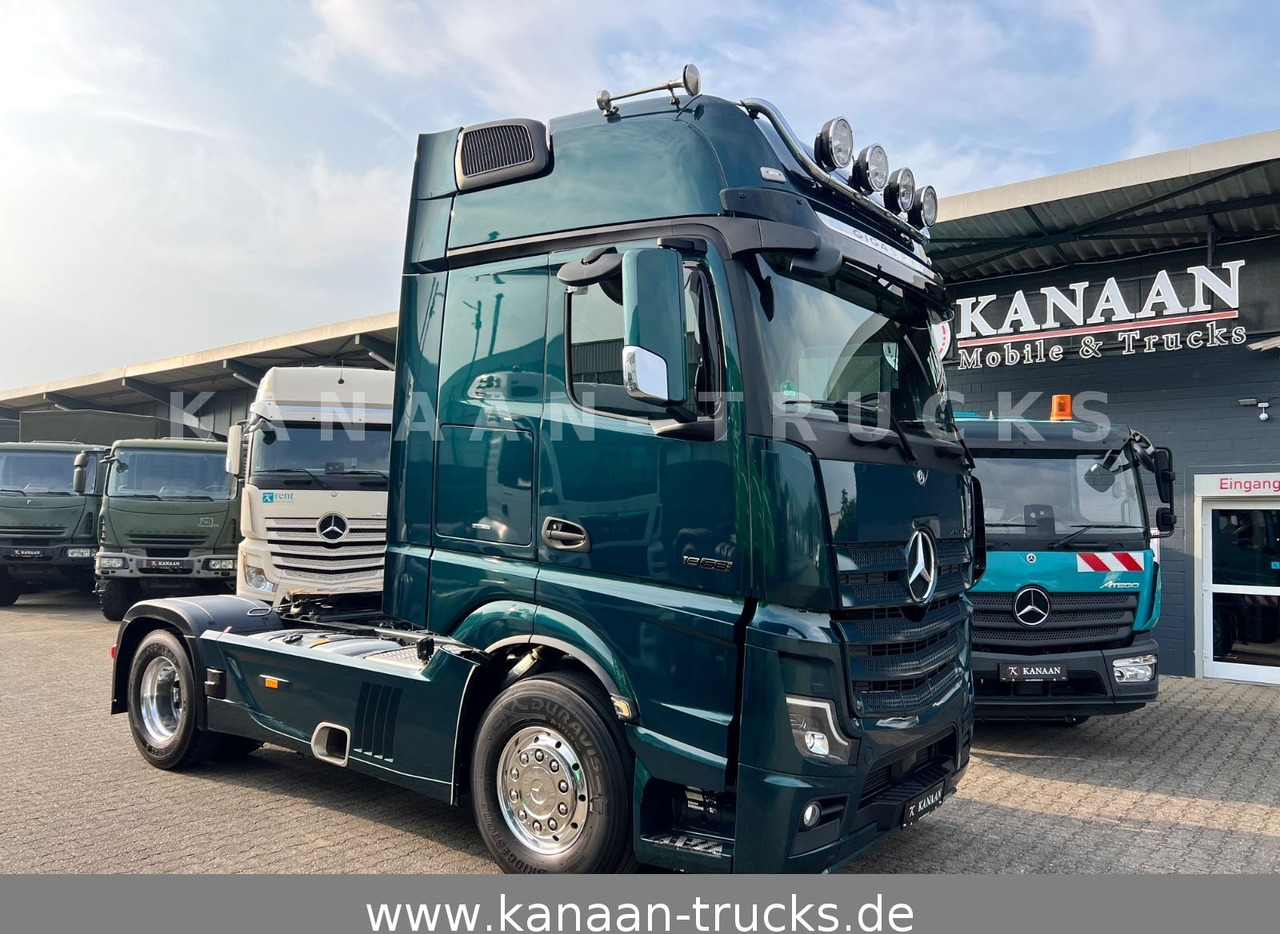 Mercedes-Benz 1858 LS Actros 5 GigaSpace leder Xenon 1860 1863 - Cap tractor: Foto 1 Mercedes-Benz 1858 LS Actros 5 GigaSpace leder Xenon 1860 1863 - Cap tractor: Foto 1