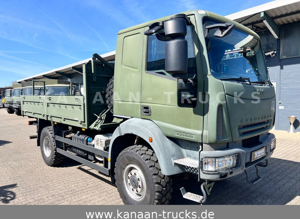 Iveco ML100E22WM-BW 4x4 Miltär Camper Exped 19 TKm - Camion platformă: Foto 2 Iveco ML100E22WM-BW 4x4 Miltär Camper Exped 19 TKm - Camion platformă: Foto 2