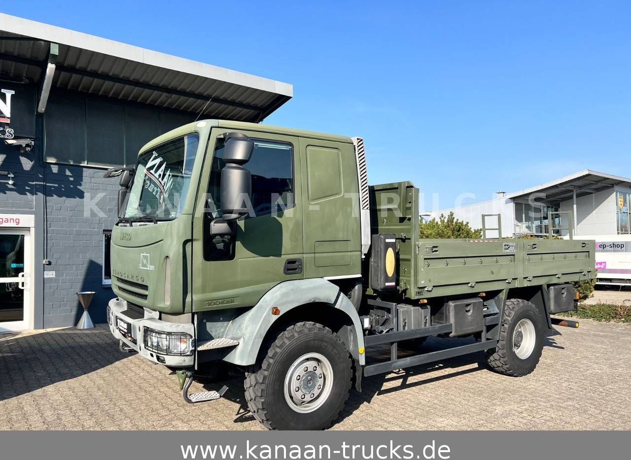 Iveco ML100E22WM-BW 4x4 Miltär Camper Exped 8.670Km - Camion platformă: Foto 2 Iveco ML100E22WM-BW 4x4 Miltär Camper Exped 8.670Km - Camion platformă: Foto 2