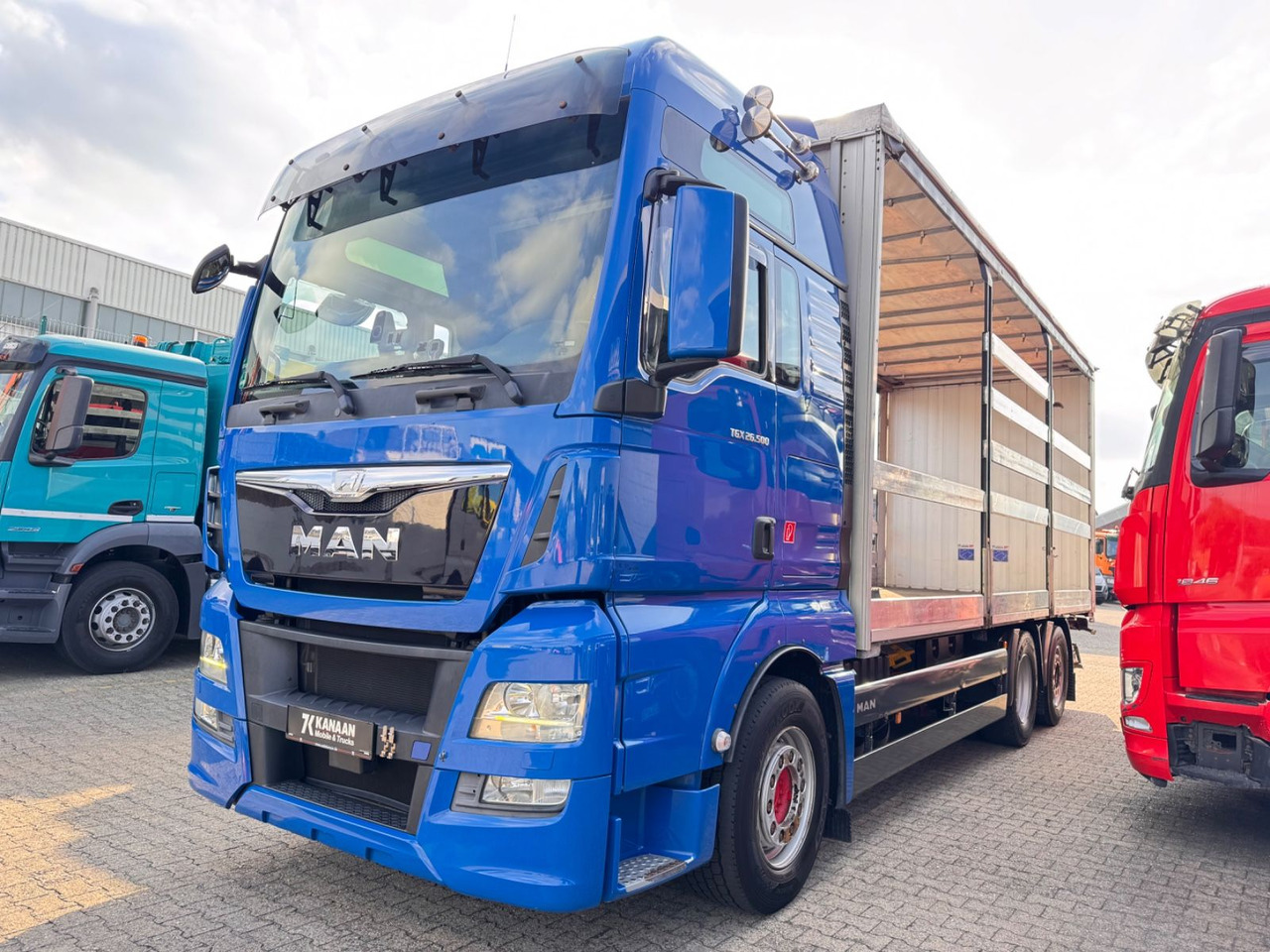 MAN 26.500 TGX+Anh LBW Euro6 Lift/Lenkachse - Camion cu prelată: Foto 2 MAN 26.500 TGX+Anh LBW Euro6 Lift/Lenkachse - Camion cu prelată: Foto 2