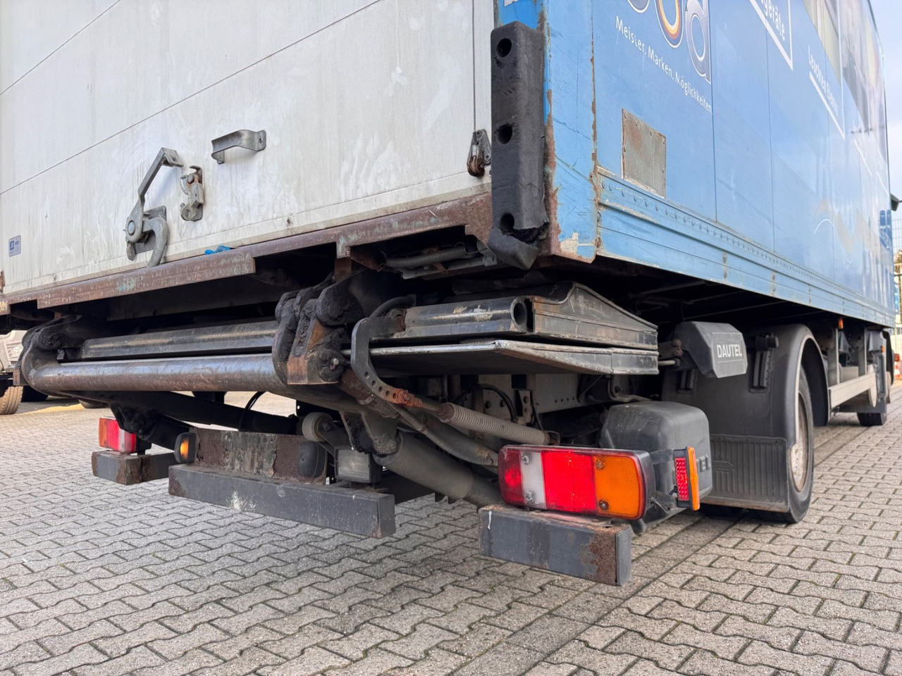 MAN TGL 7.150 Koffer LBW Manuelle Schaltung - Camion furgon: Foto 5 MAN TGL 7.150 Koffer LBW Manuelle Schaltung - Camion furgon: Foto 5