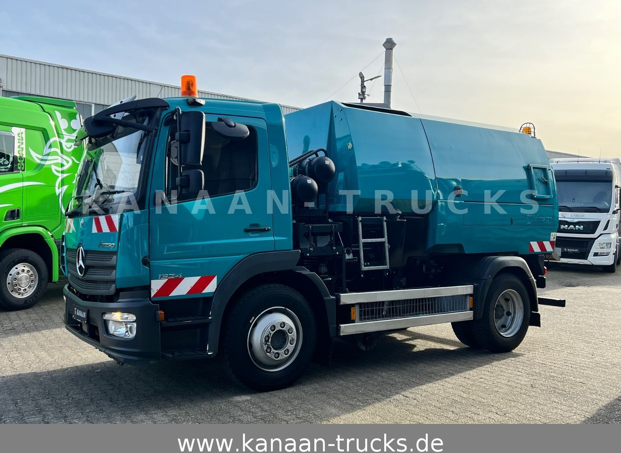 Mercedes-Benz 1324 Atego Johnston VT652 120TKM Euro6b - Măturătoare stradală: Foto 3 Mercedes-Benz 1324 Atego Johnston VT652 120TKM Euro6b - Măturătoare stradală: Foto 3