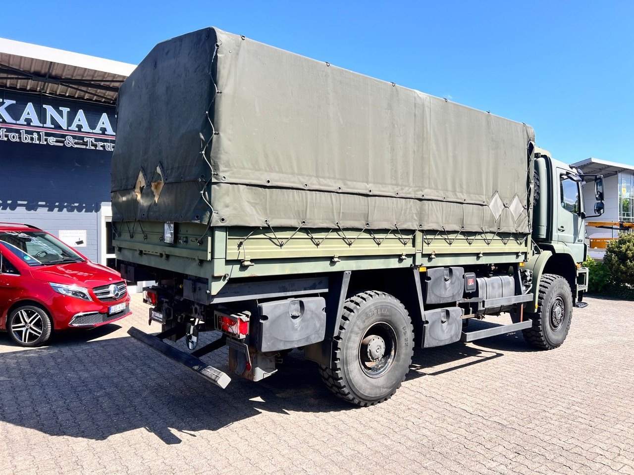 Mercedes-Benz 1829 A Axor 4x4 EX- 31 TKM Camper Expedi - Camion cu prelată: Foto 3 Mercedes-Benz 1829 A Axor 4x4 EX- 31 TKM Camper Expedi - Camion cu prelată: Foto 3