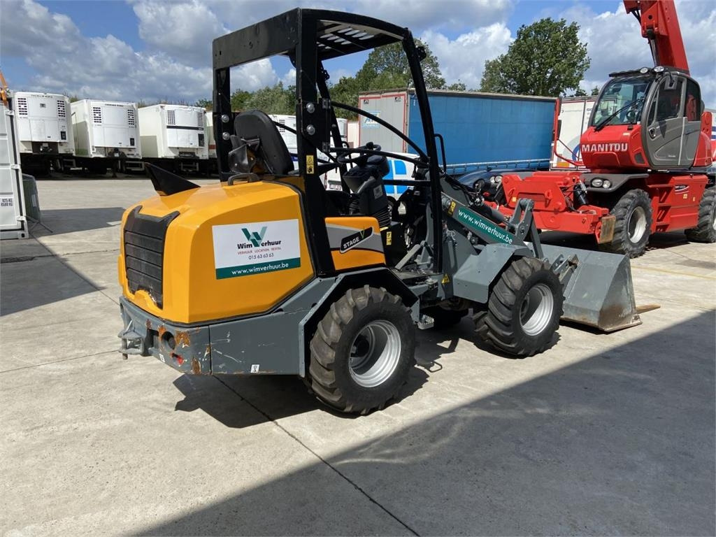 GiANT G2700 Xtra HD (6436) - Încărcător articulat: Foto 4 GiANT G2700 Xtra HD (6436) - Încărcător articulat: Foto 4