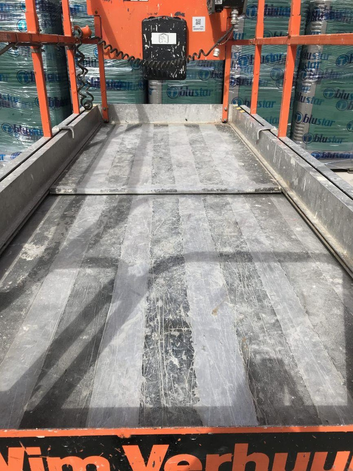 JLG 3246ES (1240) - Platforma foarfeca: Foto 3 JLG 3246ES (1240) - Platforma foarfeca: Foto 3