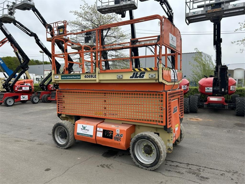 JLG 4069 LE (3614) - Platforma foarfeca: Foto 3 JLG 4069 LE (3614) - Platforma foarfeca: Foto 3