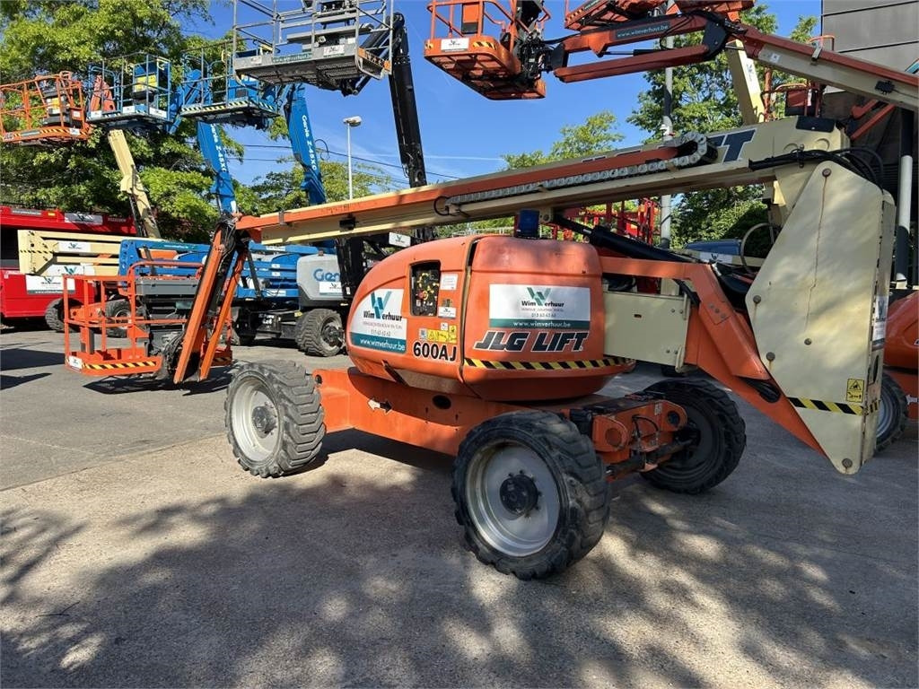 JLG 600 AJ (3218) - Nacela articulata: Foto 1 JLG 600 AJ (3218) - Nacela articulata: Foto 1
