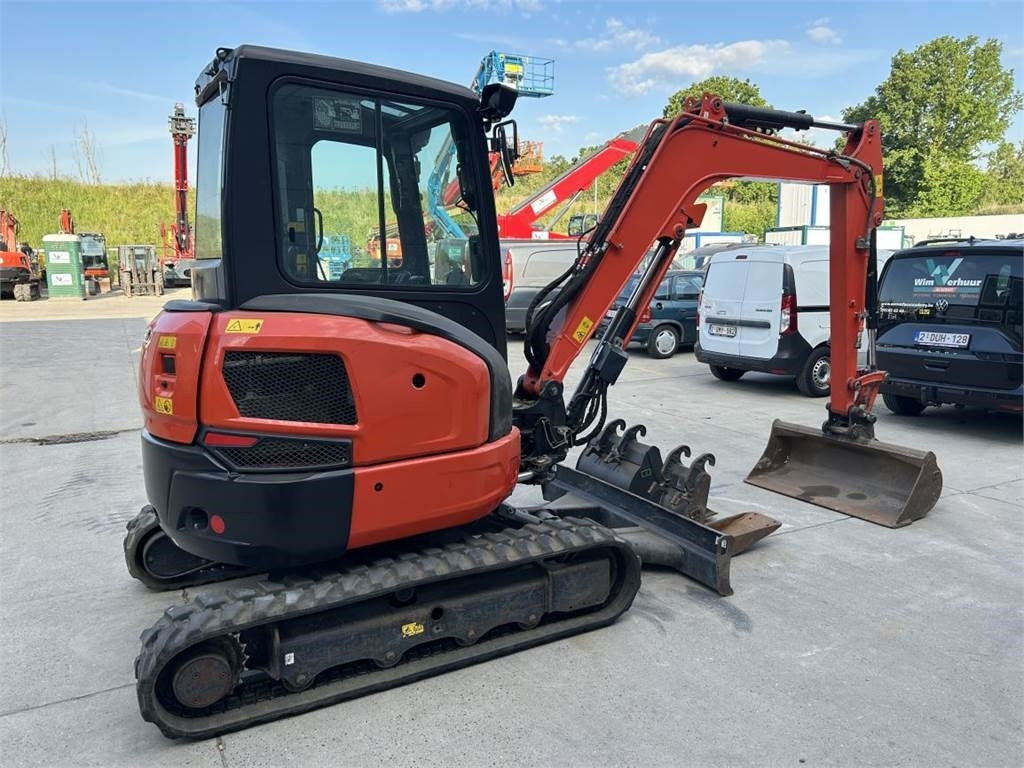 Kubota U36-4 (7113) - Mini excavator: Foto 4 Kubota U36-4 (7113) - Mini excavator: Foto 4