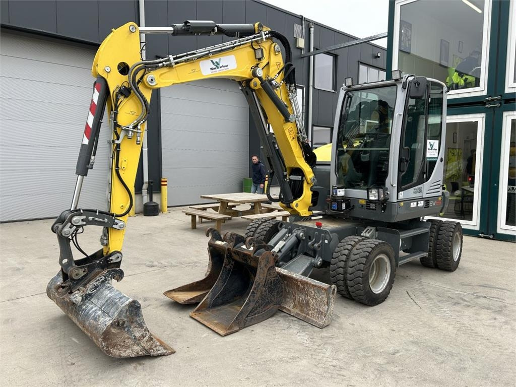 Wacker Neuson EW65 (8946) - Excavator pe roţi: Foto 2 Wacker Neuson EW65 (8946) - Excavator pe roţi: Foto 2