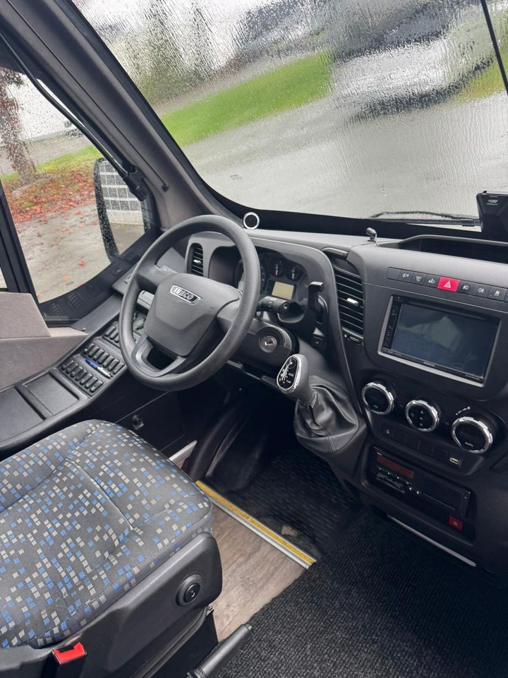Iveco Atomic AN21 (wenig Km*7.2t) Rosero/ Rapido - Microbuz, Transport persoane: Foto 4 Iveco Atomic AN21 (wenig Km*7.2t) Rosero/ Rapido - Microbuz, Transport persoane: Foto 4