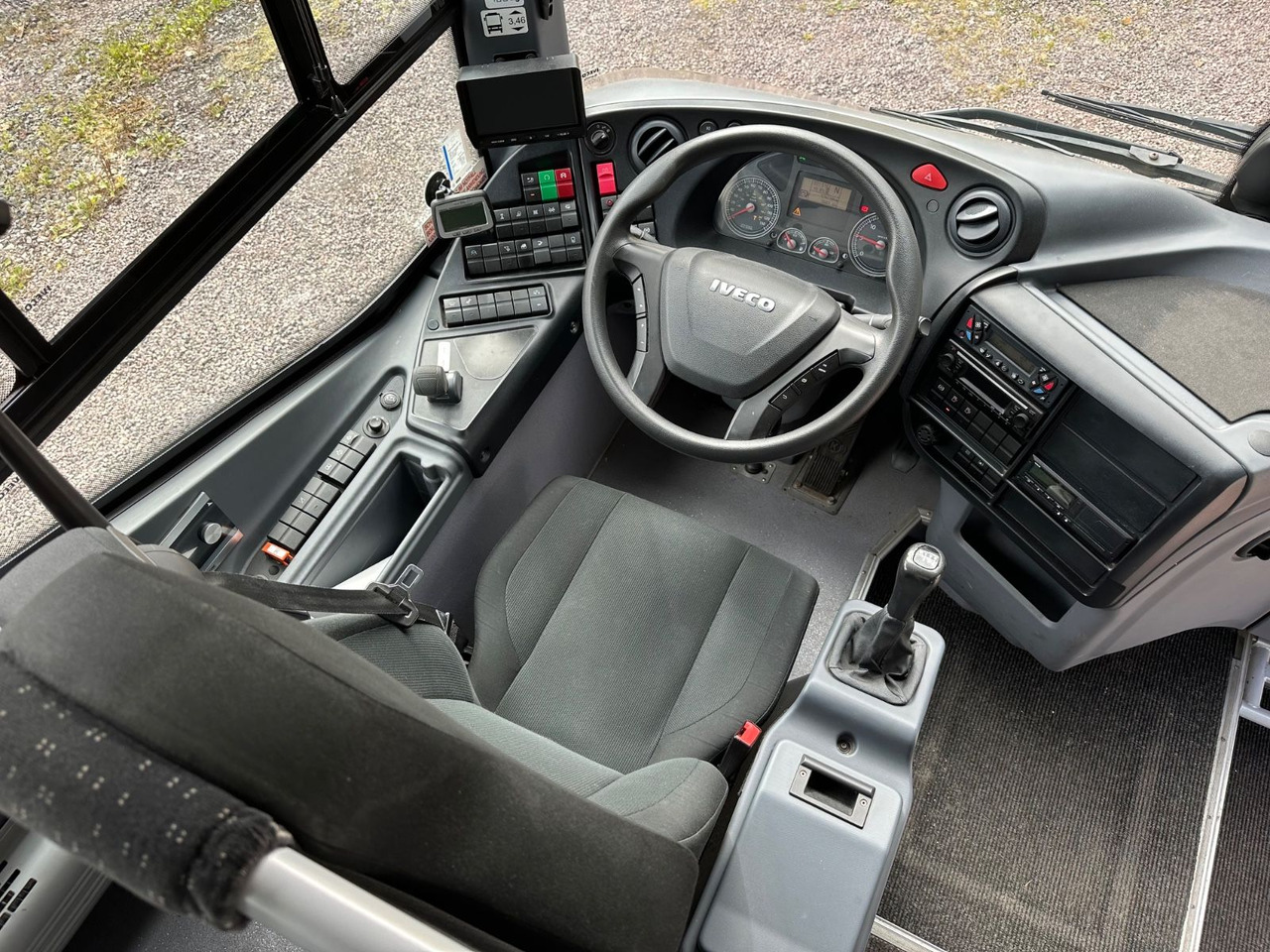 Iveco EVADYS H (55 Sitze*Schalt*176 tKm) - Microbuz, Transport persoane: Foto 5 Iveco EVADYS H (55 Sitze*Schalt*176 tKm) - Microbuz, Transport persoane: Foto 5