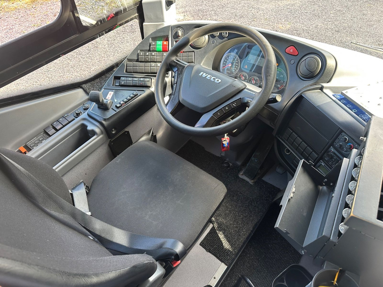 Iveco Irisbus Crossway LE (Klima*100 km/h*50 Sitz) - Autobuz urban: Foto 4 Iveco Irisbus Crossway LE (Klima*100 km/h*50 Sitz) - Autobuz urban: Foto 4