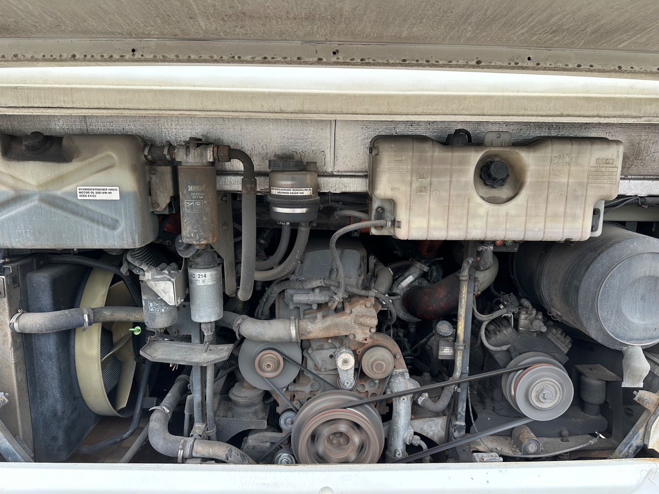 Iveco Irisbus Crossway LE SFR 162 *AC*100 km/h*Schalt Iveco Irisbus Crossway LE SFR 162 *AC*100 km/h*Schalt - Autobuz urban: Foto 4 Iveco Irisbus Crossway LE SFR 162 *AC*100 km/h*Schalt Iveco Irisbus Crossway LE SFR 162 *AC*100 km/h*Schalt - Autobuz urban: Foto 4