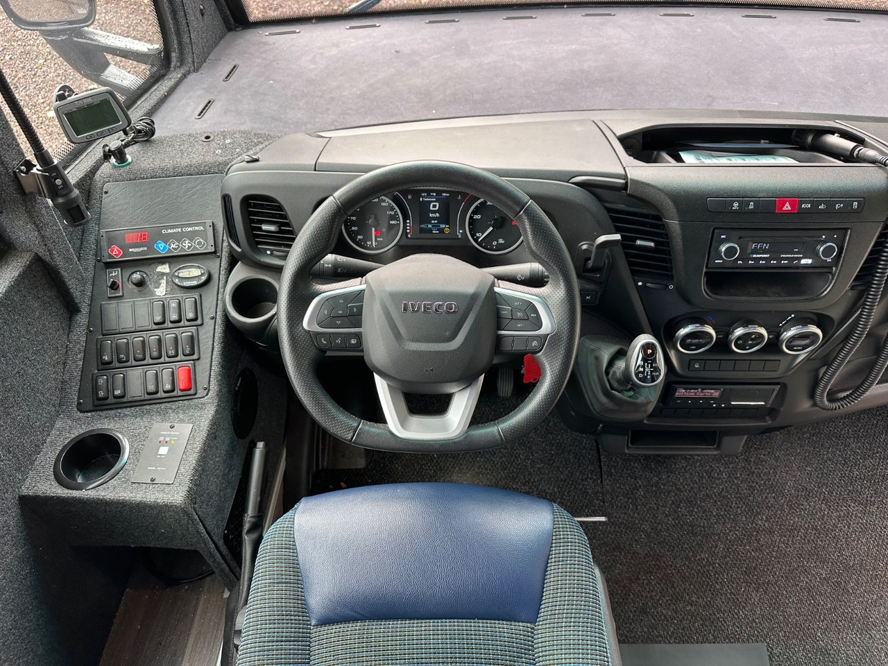 Microbuz, Transport persoane Iveco RAPIDO 70c21 (Garantie 06.2027*Motor neu 09.25): Foto 17