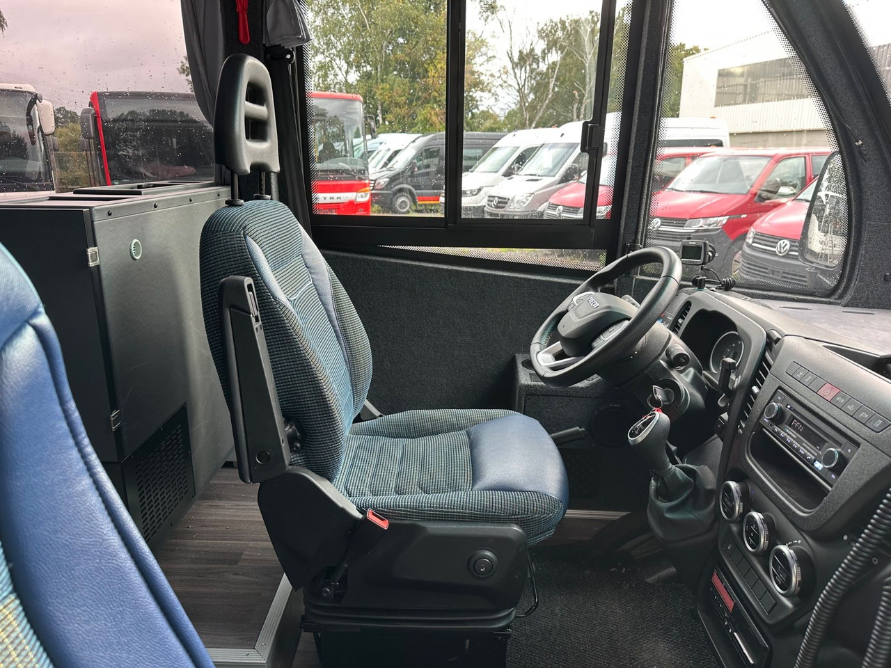 Microbuz, Transport persoane Iveco RAPIDO 70c21 (Garantie 06.2027*Motor neu 09.25): Foto 16