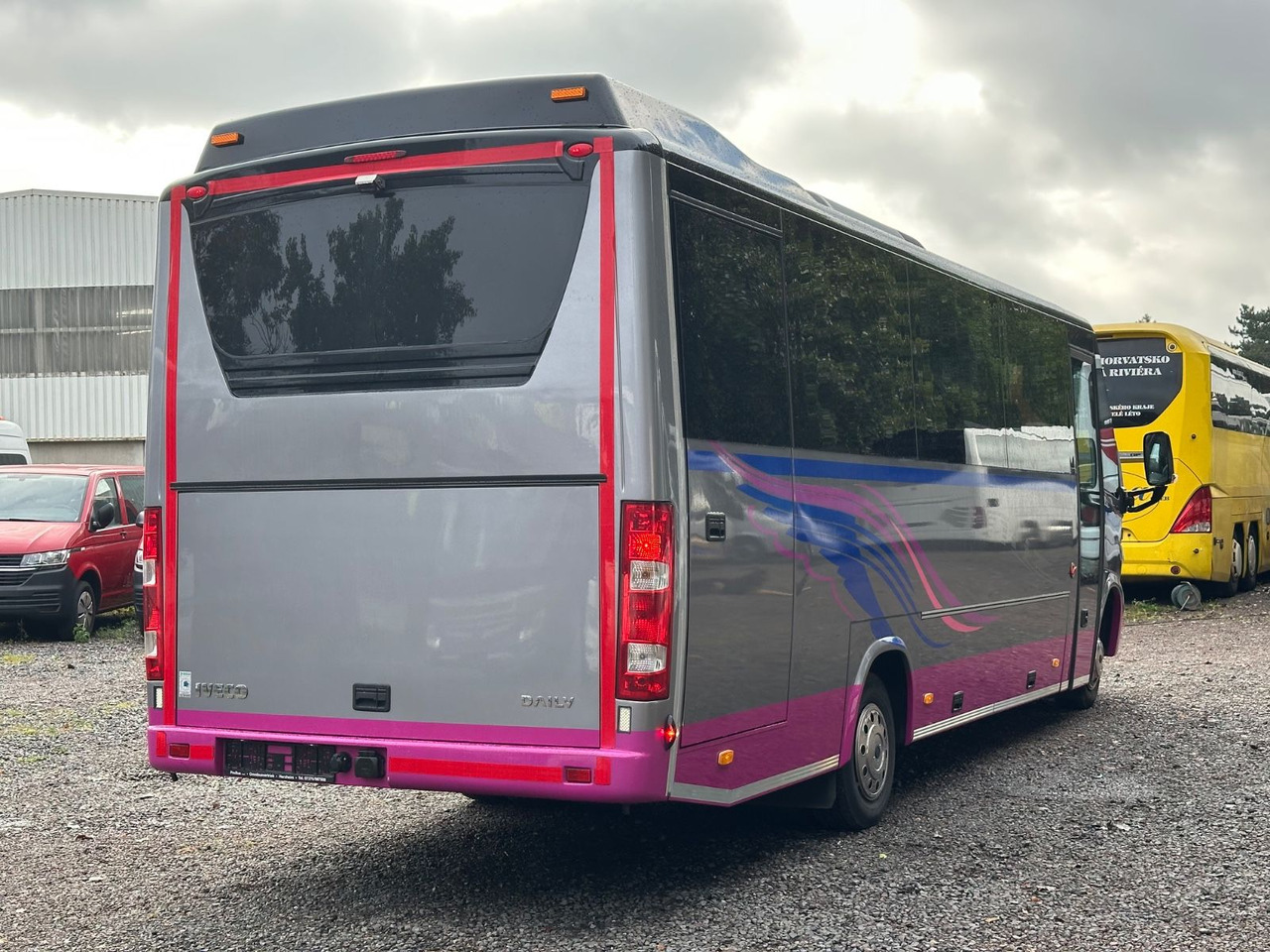 Iveco RAPIDO 70c21 (Garantie 06.2027*Motor neu 09.25) - Microbuz, Transport persoane: Foto 3 Iveco RAPIDO 70c21 (Garantie 06.2027*Motor neu 09.25) - Microbuz, Transport persoane: Foto 3