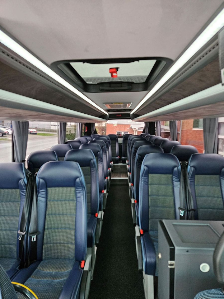 Iveco RAPIDO (Garantie 06.2027*30 Sitze) Rosero - Microbuz, Transport persoane: Foto 2 Iveco RAPIDO (Garantie 06.2027*30 Sitze) Rosero - Microbuz, Transport persoane: Foto 2