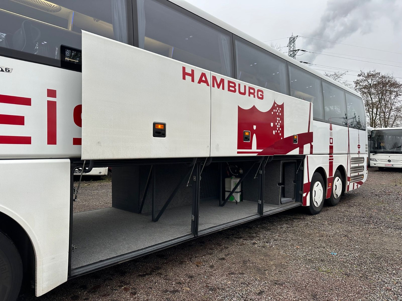 MAN R08 Lions Coach L (wenig Km*Behinderten gerecht) MAN R08 Lions Coach L (wenig Km*Behinderten gerecht) - Autocar: Foto 5 MAN R08 Lions Coach L (wenig Km*Behinderten gerecht) MAN R08 Lions Coach L (wenig Km*Behinderten gerecht) - Autocar: Foto 5