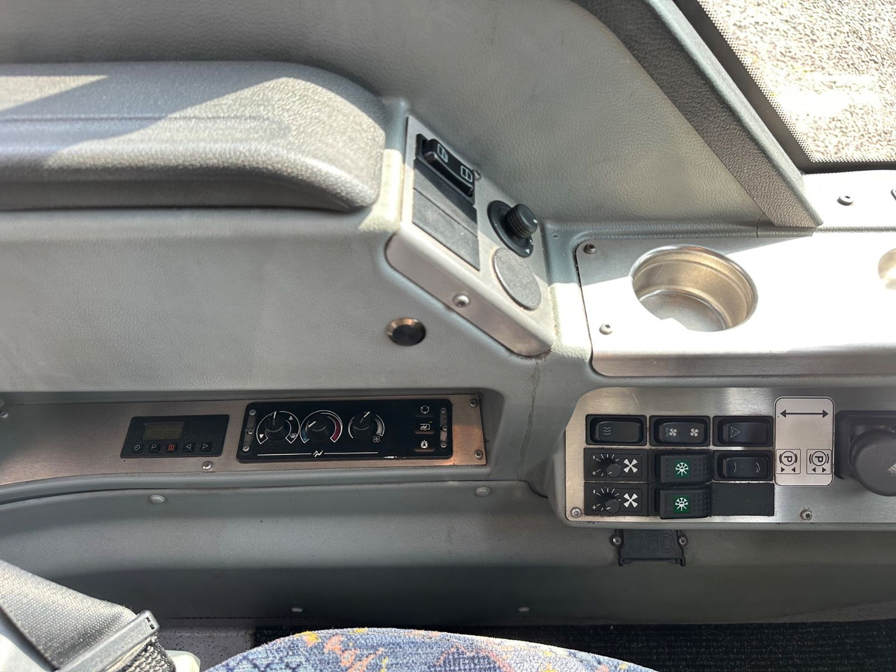 Leasing de  Mercedes-Benz O 530 Citaro LE (Klima*TÜV 01.2026) Mercedes-Benz O 530 Citaro LE (Klima*TÜV 01.2026): Foto 16