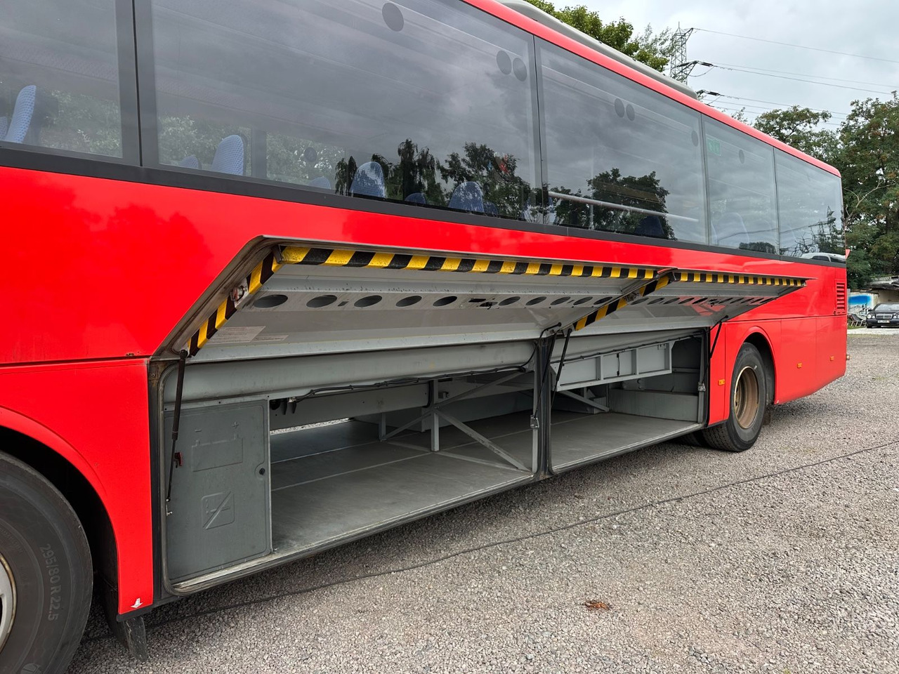 Mercedes-Benz O550 Integro (56 Sitze*Klima*Schalt) - Autobuz interurban: Foto 4 Mercedes-Benz O550 Integro (56 Sitze*Klima*Schalt) - Autobuz interurban: Foto 4