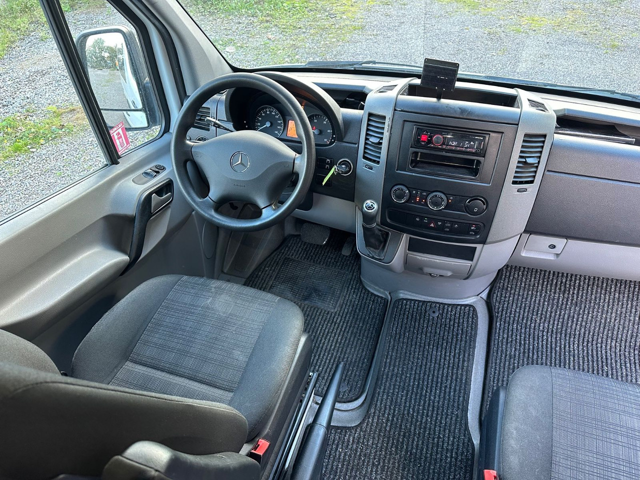 Mercedes-Benz Sprinter 316 CDi (wenig Km*Motor Neu) - Microbuz, Transport persoane: Foto 3 Mercedes-Benz Sprinter 316 CDi (wenig Km*Motor Neu) - Microbuz, Transport persoane: Foto 3