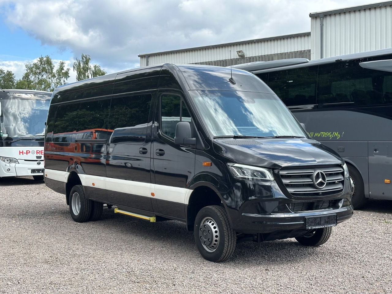 Mercedes-Benz Sprinter 519 CDi 4x4 H+L 360° Cam.*Navi*253.4 Km - Microbuz, Transport persoane: Foto 1 Mercedes-Benz Sprinter 519 CDi 4x4 H+L 360° Cam.*Navi*253.4 Km - Microbuz, Transport persoane: Foto 1