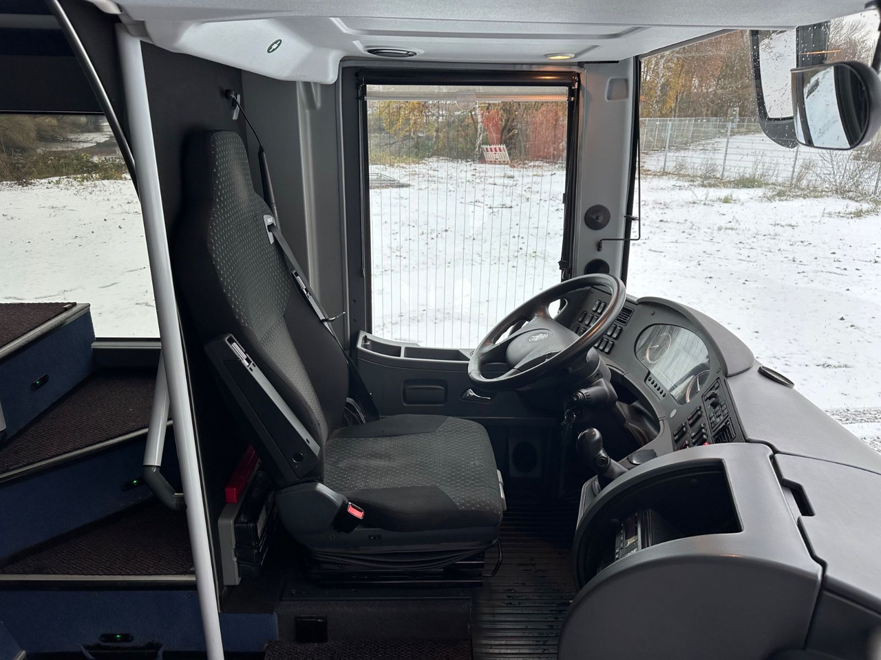 Setra S 431 DT (80 Sitze*TOP*wenig Km) - Autobuz supraetajat: Foto 5 Setra S 431 DT (80 Sitze*TOP*wenig Km) - Autobuz supraetajat: Foto 5