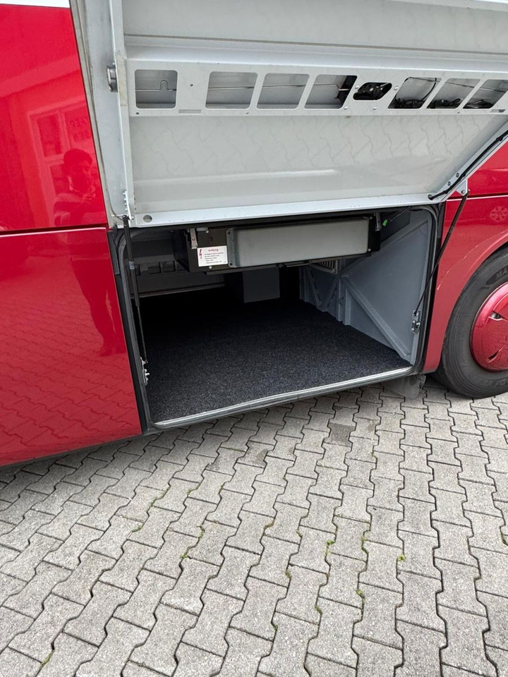 Setra S 515 MD (TOP*DE*Schalt*245 tKm) - Autocar: Foto 4 Setra S 515 MD (TOP*DE*Schalt*245 tKm) - Autocar: Foto 4