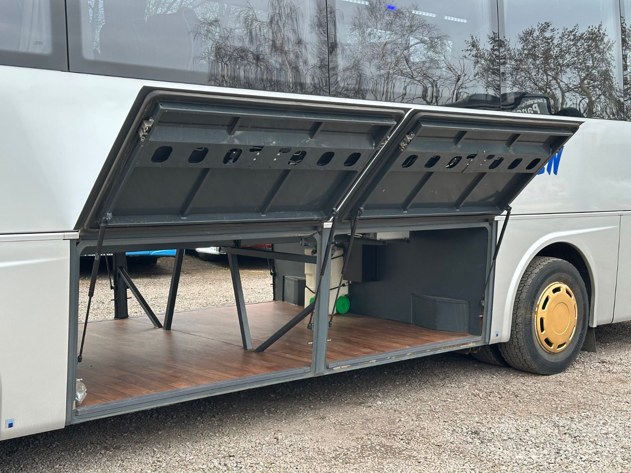 Temsa MD9 C (wenig Km*34 Sitze) - Autocar: Foto 5 Temsa MD9 C (wenig Km*34 Sitze) - Autocar: Foto 5