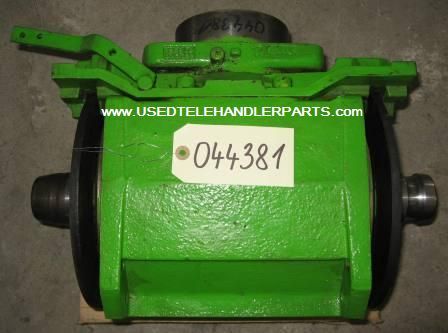 MERLO DIFFERENTIAL GEAR REAR AXLE FOR MULTIFARMER === DIFFERENTIAL HINT. ACHSE FUR MULTIFARMER Nr. 044381 /065359/ - Diferențial pentru Stivuitor telescopic: Foto 1 MERLO DIFFERENTIAL GEAR REAR AXLE FOR MULTIFARMER === DIFFERENTIAL HINT. ACHSE FUR MULTIFARMER Nr. 044381 /065359/ - Diferențial pentru Stivuitor telescopic: Foto 1